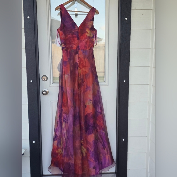 $349 Rene Ruiz Women V-Neck Organza A-Line Gown Sz 6 Wedding NWT - Picture 13 of 14